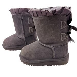 UGG Australia Toddler Girls Bailey Bow II Ruffles Boot Nightfall Size 6 EUC